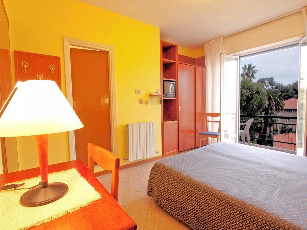 Hotel Capri Diano Marina Room photo